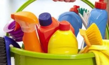 ADDETTO ALLE PULIZIE